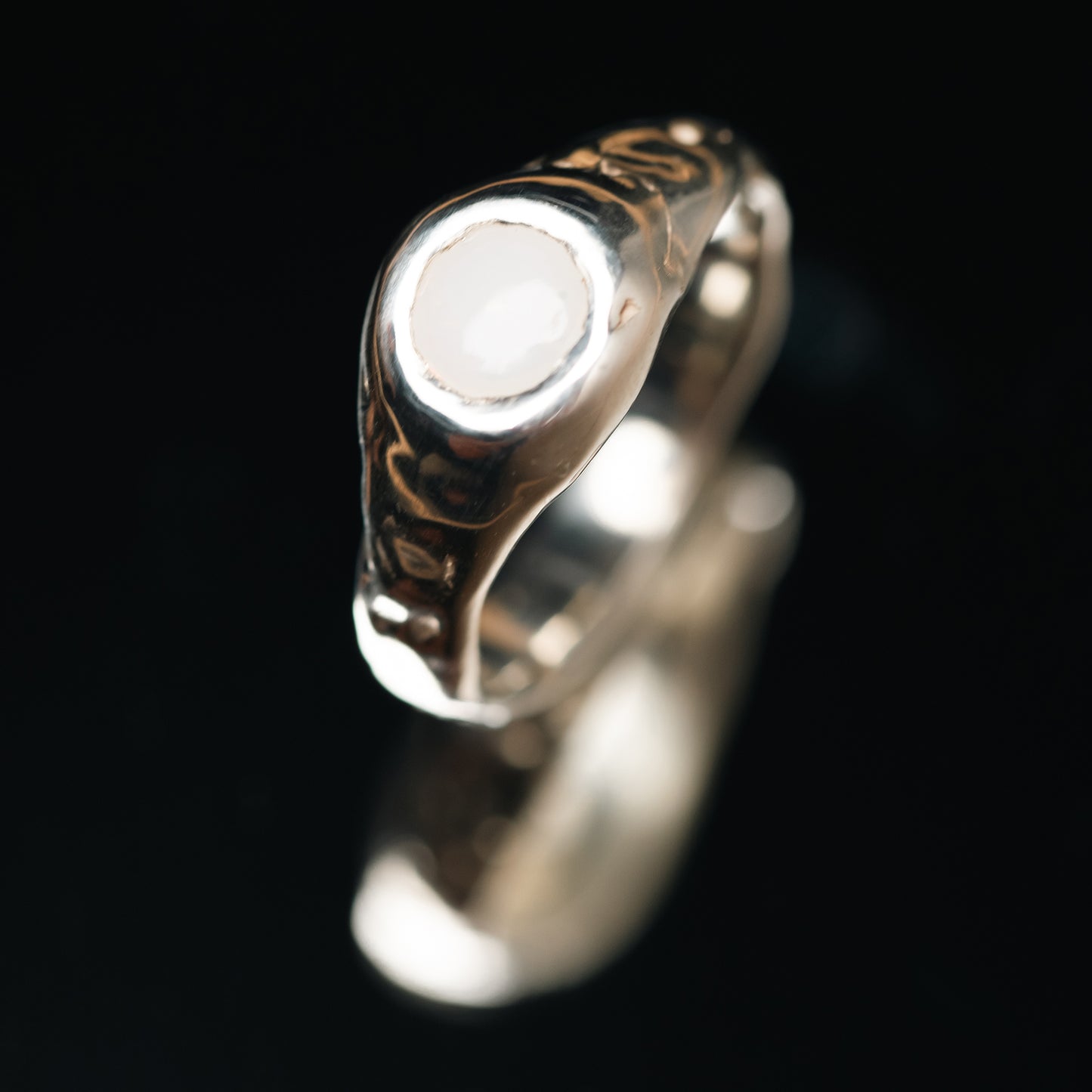 Aussi Opal Signet
