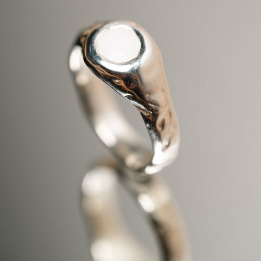 Aussi Opal Signet